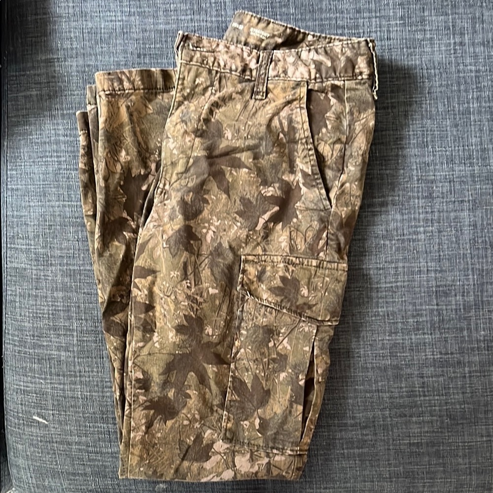 Old Navy Men's Camouflage Cargo Pants 30x32